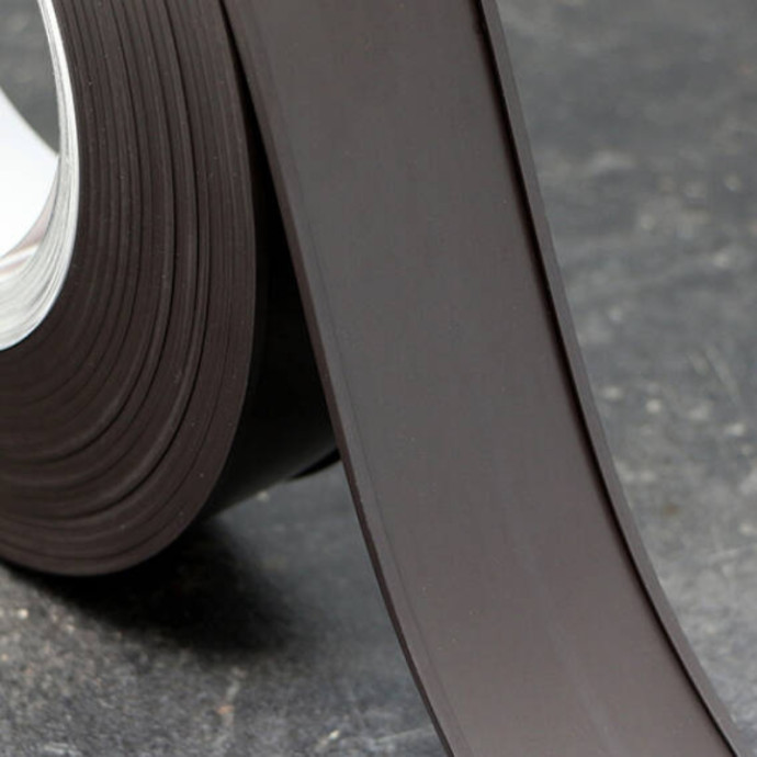 Label holder (magnet + cardboard + protector). Available in different sizes.