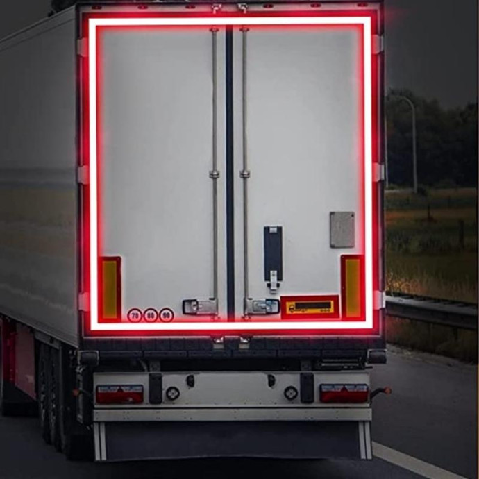 Nastro rosso per superfici rigide per veicoli. Larghezza 55 x Lunghezza 50000 mm.