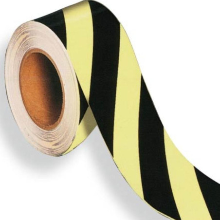 Nastro adesivo fotoluminescente. Disponibile in diversi colori e misure.