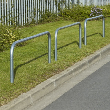 Simple galvanized steel railing in different sizes, finishes, and fastenings.
