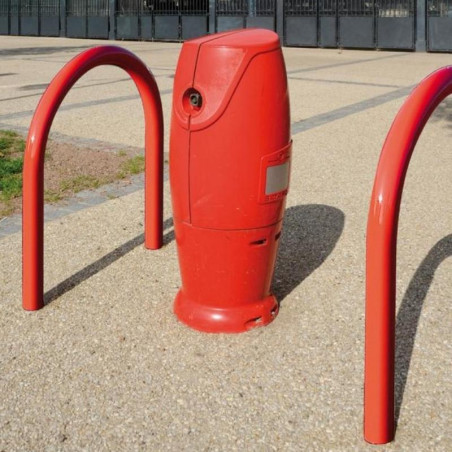 Garfo fixo pintado. Ø60mm. 690x625mmx3mm