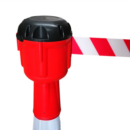Cone com fita vermelha branca extensível de 9 metros para cone de 1 metro.