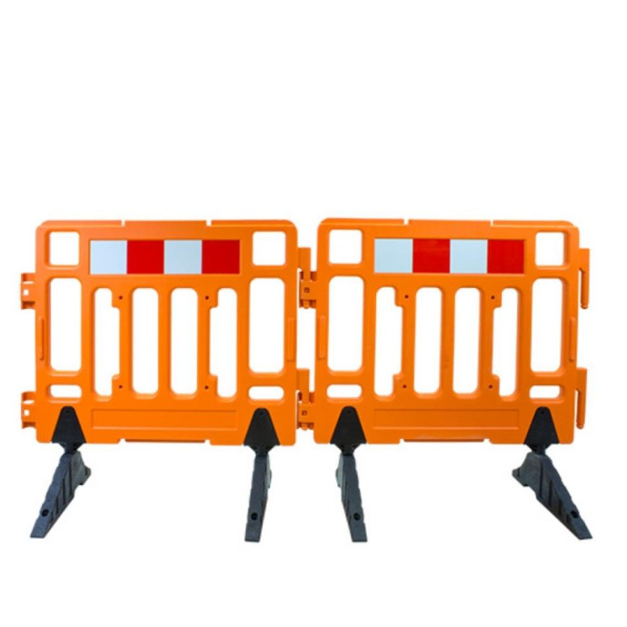 Connectable safety barrier