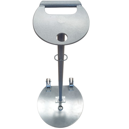 Post for holding retractable barriers