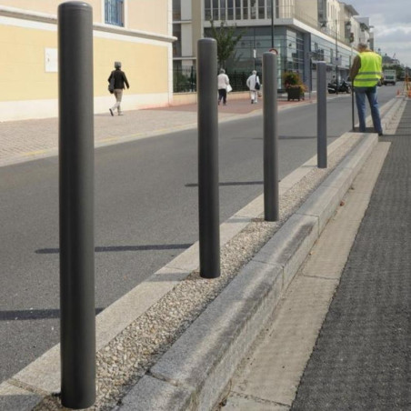 Poteau fixe en acier galvanisé peint