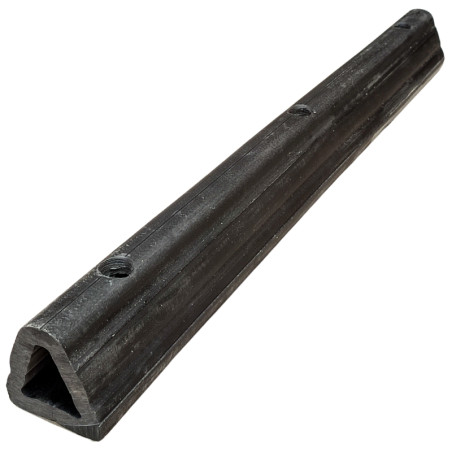 Tope de suelo PVC 1000x100x100 mm de ancho. Negro