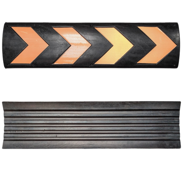 Rubber garage wall protector with reflective arrows, 800x215x10mm.