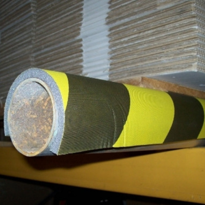 Fita protetora para parede e coluna de garagem, amarelo/preto, 1000x200x10 mm.