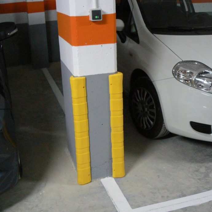 Corner protection for parking made of EVA rubber, 810x90+90