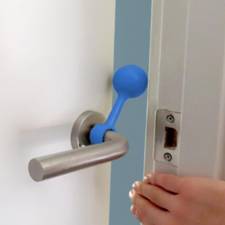 Anti-pinch ball for doors. Ball diameter 40 mm x length 100 mm.