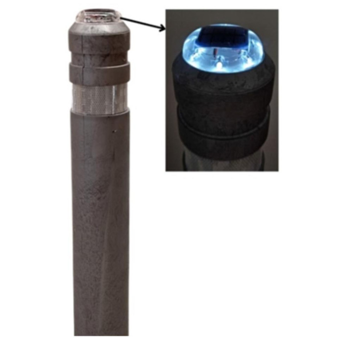 Flexible fixed 90º bollard with flat head and solar LED light. Available in different colors.
