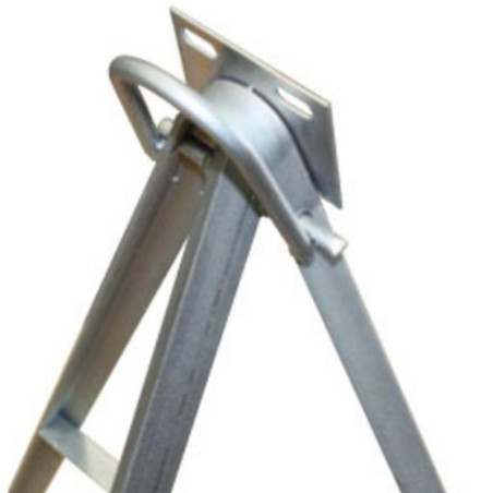 Galvanized steel tripod. 650x850mm
