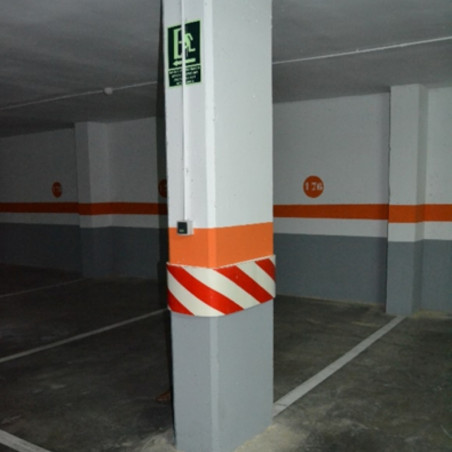Red/White REFLEX strip 750 × 200 × 10 mm