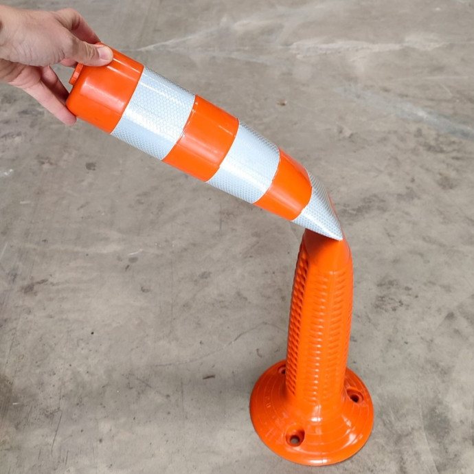 Flexible orange post for screwing, 750xØ80