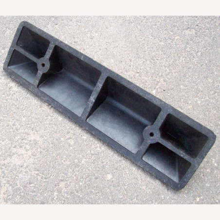 Garage wheel stopper 550mm wide