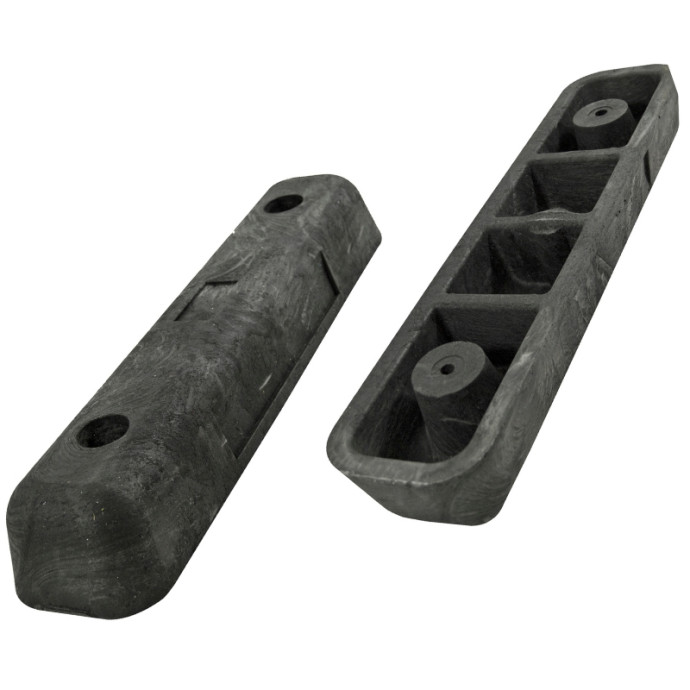 Garage wheel stopper, 700mm wide, solid black.