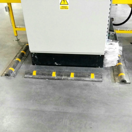 Butée de parking de 1000 mm de largeur et 55 mm de hauteur