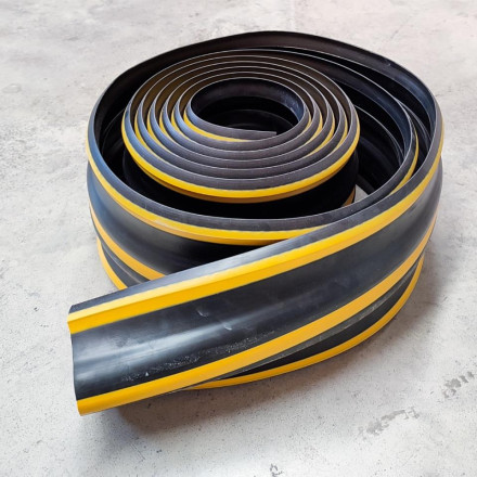 Rolo protetor de PVC flexível para parede e coluna, 5000 x 160 x 30 mm.
