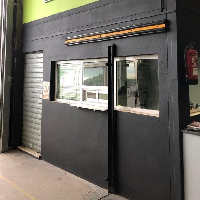 Rubber protector for parking wall, 1000x160x52 mm