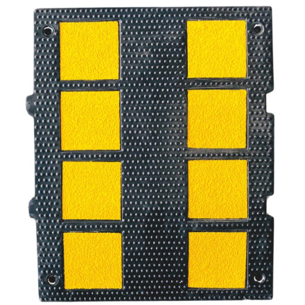 Rubber central berm. 500x600x30mm.