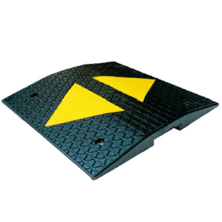 Rubber central speed bump. 500x600x30mm