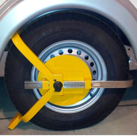 Wheel clamp for wheels from 254 to 407mm.