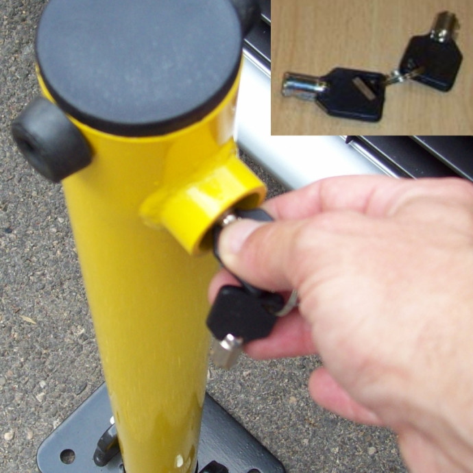Poste di parcheggio pieghevole con serratura. Colore giallo.