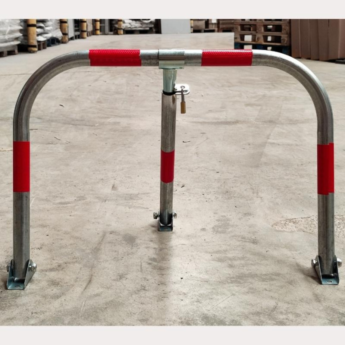 Barrière de parking galvanisée avec des réflecteurs