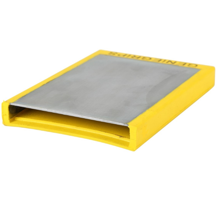 Shovel tip protectors for wheelbarrows. Different shovel widths.